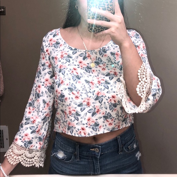 Hollister Tops - Hollister Floral Top